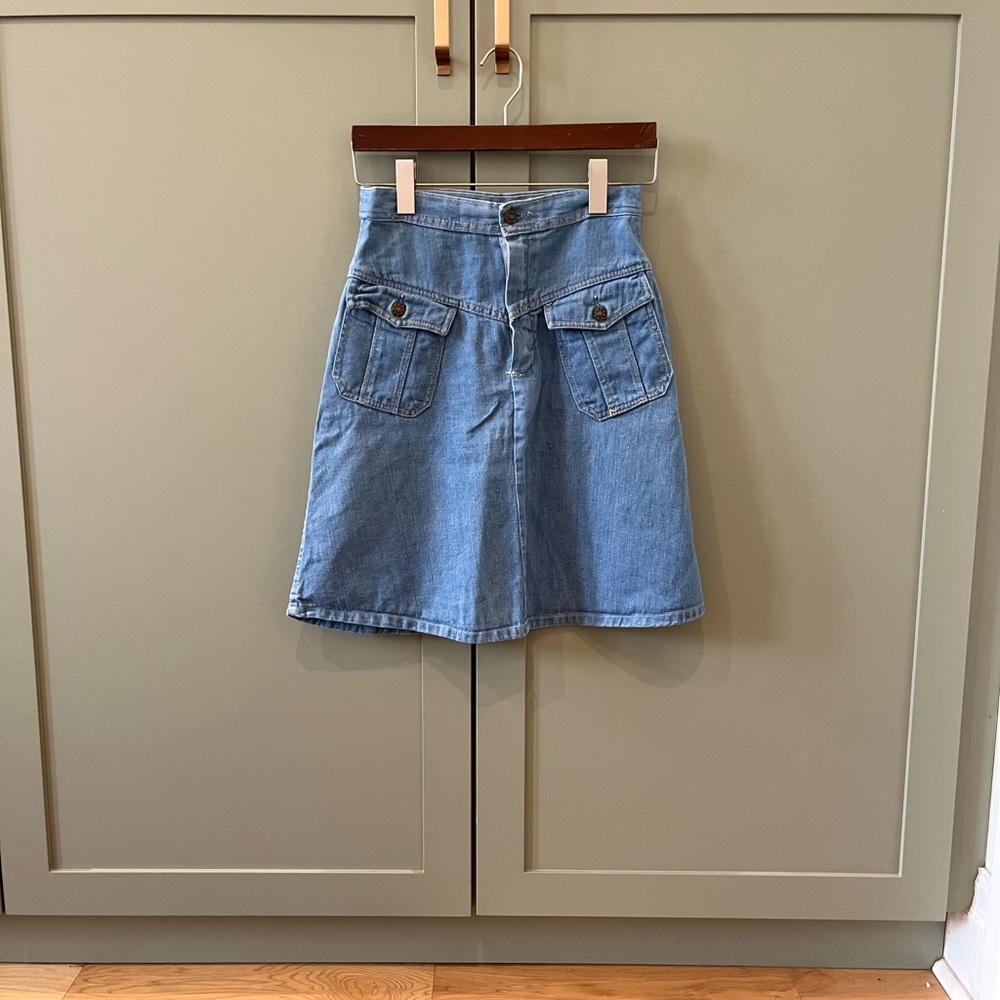 Vintage denim skirt